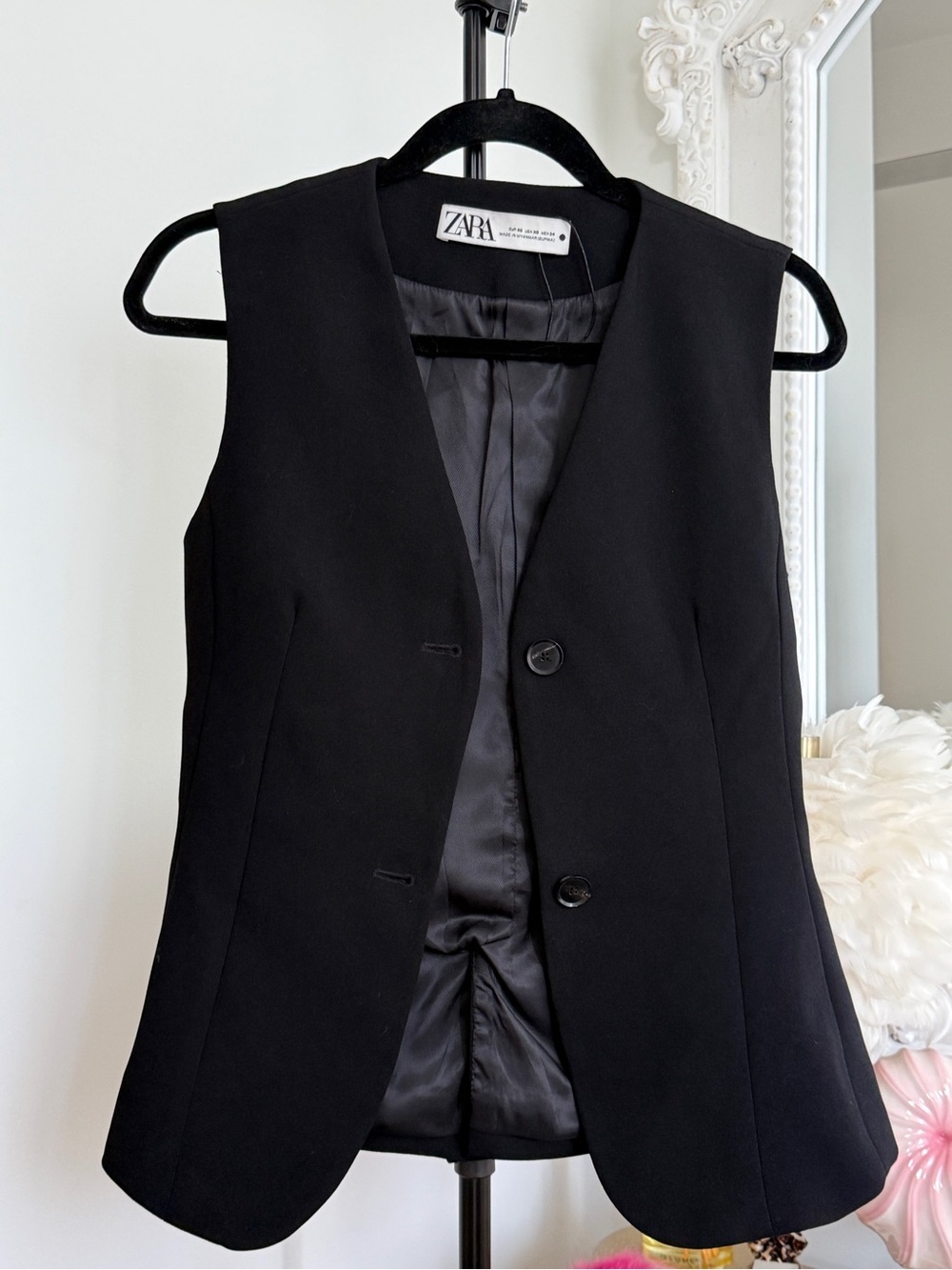 Zara Black Sleeveless Tailored Vest